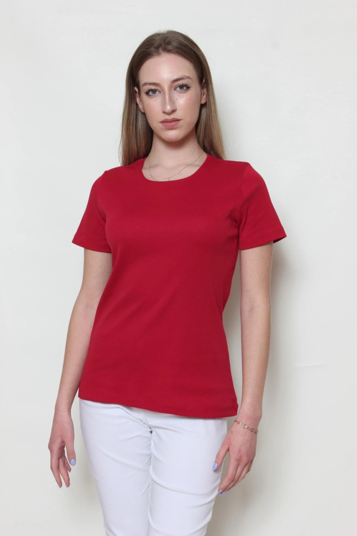 Kadın Basic T-shirt %100 Pamuk Kirmizi