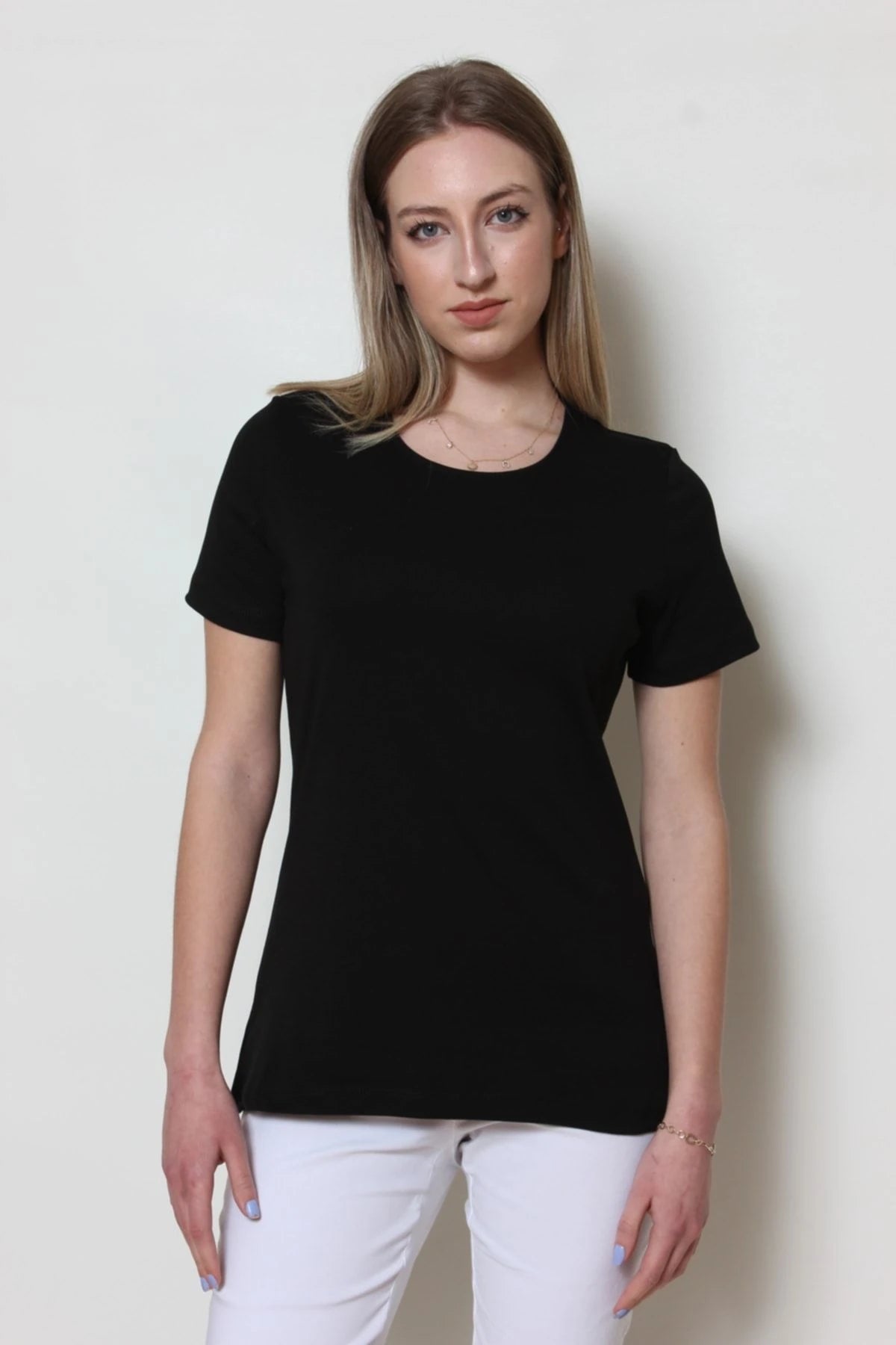 Kadın Basic T-shirt %100 Pamuk Si̇yah