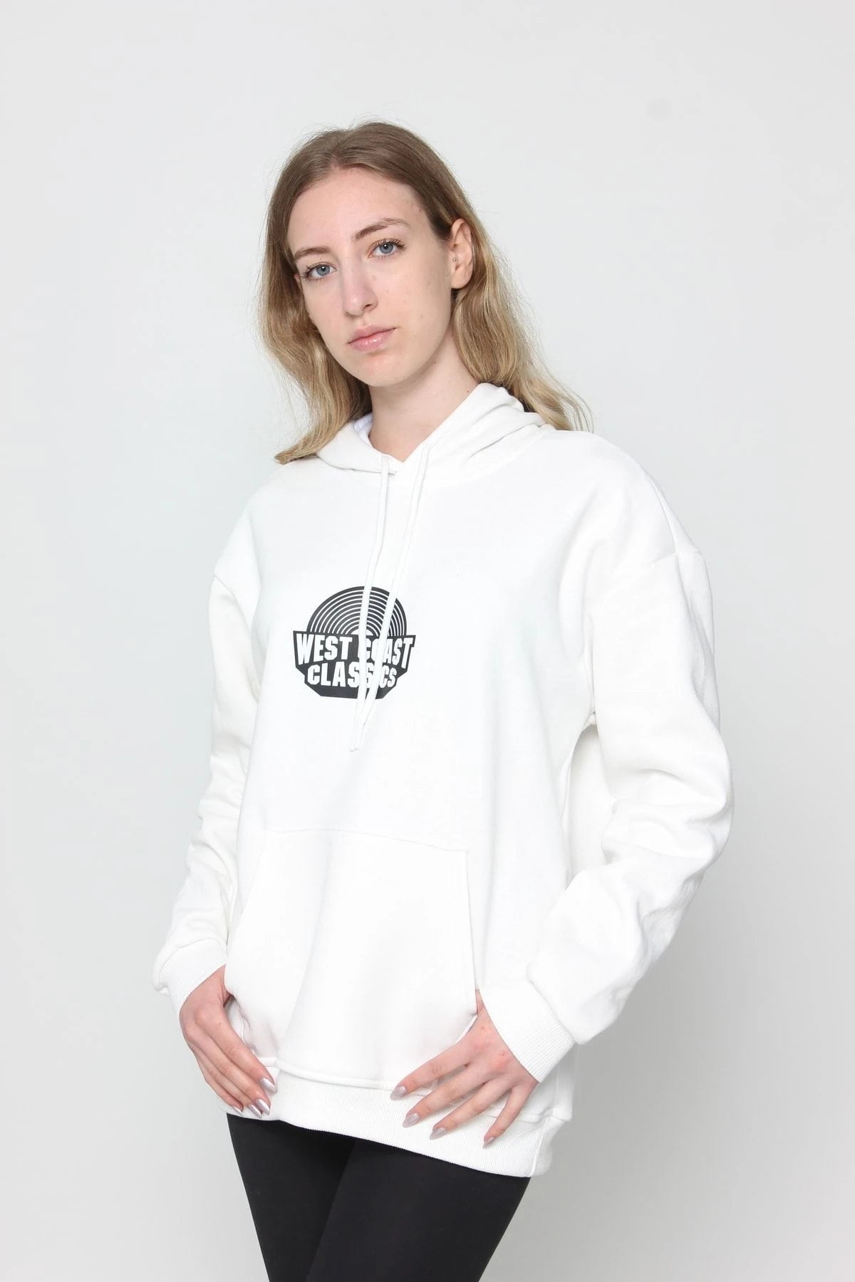 Kadın Oversize Baskılı Kapüşonlu Sweatshirt Beyaz