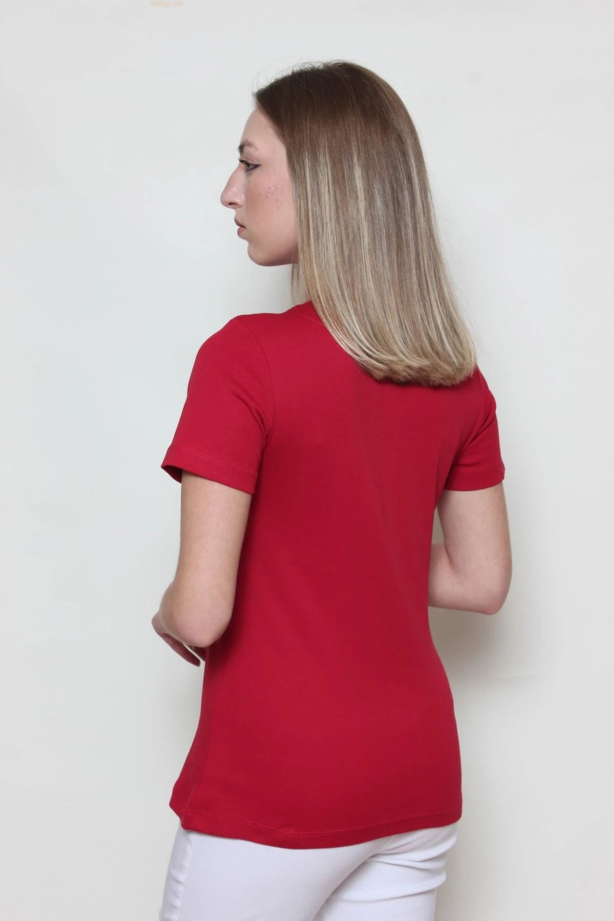 Kadın Basic T-shirt %100 Pamuk Kirmizi